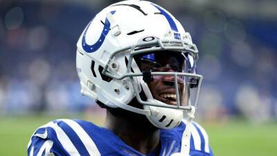 Jalen Reagor - Nick Sirianni - Eagles sign former Colts WR Zach Pascal to 1-year deal - fox29.com - Philadelphia, county Eagle - county Eagle - city Indianapolis, state Indiana - state Indiana - county Scott - city Boston, county Scott