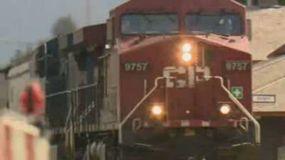 Pressure grows on Ottawa to end CP Rail work stoppage - globalnews.ca - city Ottawa