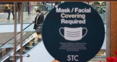Chris Mackie - Jesse Helmer - London, Ont. councillors reject reintroducing municipal masking bylaw - globalnews.ca