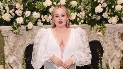 Derry Girls - Nicola Coughlan Delivered a Glam Bridgerton Premiere Look From Home After Testing Positive for Covid - glamour.com - Ireland