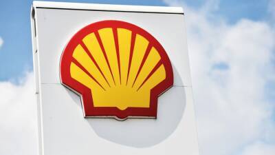 Dmytro Kuleba - Shell to stop buying Russian oil, natural gas amid Ukraine invasion - fox29.com - Russia - Ukraine