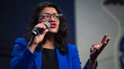 Bernie Sander - Nancy Pelosi - Muriel Bowser - Rep. Tlaib tests positive for COVID-19 amid high-profile D.C. surge - fox29.com - Washington - city Washington, area District Of Columbia - area District Of Columbia - city Sander - state Vermont - state Iowa - state Michigan - city Georgetown