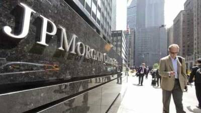 Jamie Dimon - JPMorgan profit sinks 42% after a pandemic boom - livemint.com - India - Russia - county Chase - Ukraine