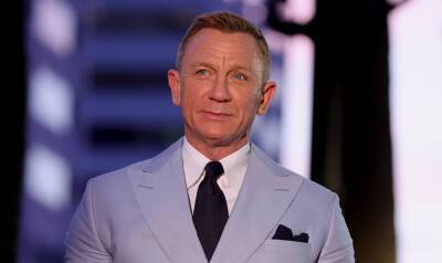 Daniel Craig - Ruth Negga - Daniel Craig Tests Positive for COVID-19, Performances of Broadway's 'Macbeth' Are Canceled - justjared.com