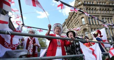Winston Churchill - Miles Platting - Call for St George's Day to be made bank holiday as thousands take to the streets for first parade since coronavirus - manchestereveningnews.co.uk - Ireland - Scotland - city Manchester - county Oldham