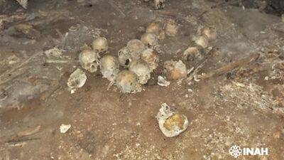 Scores of skulls believed to be part of recent crime scene are actually thousands of years old - fox29.com - Mexico