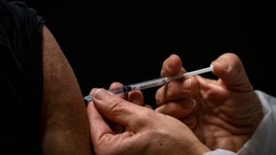 Man gets 90 COVID-19 shots to sell forged vaccine passes - fox29.com - Germany - France - city Berlin