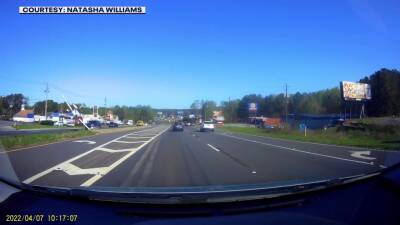 Williams - Driver's dashcam video captures moment small plane crashes on Cobb Parkway - fox29.com - Usa - state Georgia - county Cobb