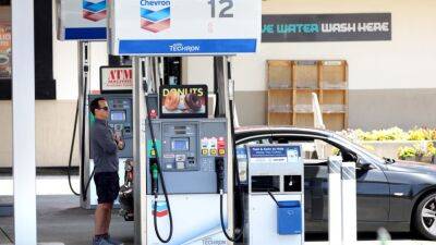 National gas price average hits new record high at $4.45 per gallon - fox29.com - Usa - state California - Russia - state Hawaii - Ukraine