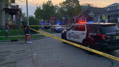 Milwaukee police: Friday shootings leave 3 dead, 25 injured - fox29.com - city Milwaukee - city Vienna - county Phillips - county Milwaukee