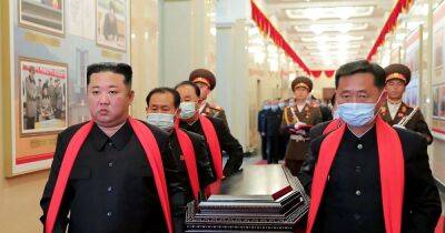 Kim Jong - Kim Il 51 (51) - Kim Jong-un refuses to mask up at funeral as North Korea's Covid crisis goes on - dailystar.co.uk - North Korea - city Pyongyang