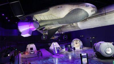‘This is the real deal’: Kennedy Space Center's new immersive journey into future of spaceflight - fox29.com - state Florida - county Island