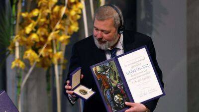 Russian journalist Dmitry Muratov sells Nobel Peace Prize for Ukrainian children - fox29.com - Russia - city Oslo - Ukraine