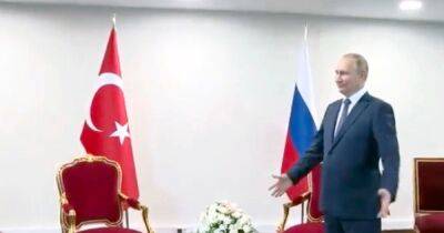Vladimir Putin - Recep Tayyip Erdoğan - Putin's face twitches and legs wobble amid fresh health fears as he's forced to wait - dailystar.co.uk - Russia - city Moscow - Turkey - Ukraine