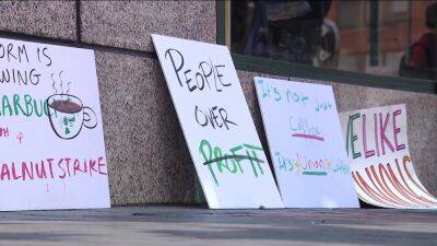'We are the power': Philadelphia Starbucks workers go on strike to unionize - fox29.com