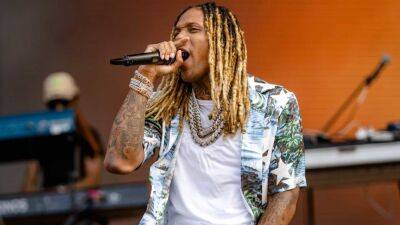 Lil Durk Is Going to 'Take a Break' to Focus on His Health Following Lollapalooza Stage Explosion - etonline.com - city Chicago