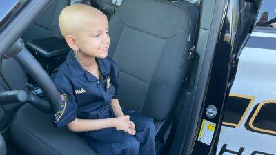 Texas girl sworn in as police officer before 7th chemo round for neuroblastoma - fox29.com - Usa - state Texas - city Fort Worth - county Granite