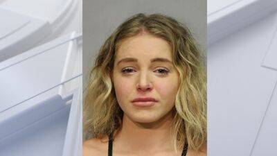 Courtney Clenney - Instagram, OnlyFans model Courtney Clenney charged with boyfriend's murder - fox29.com - state Florida - state Hawaii - county Miami-Dade - county Hawaii