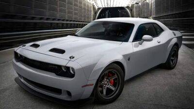 Dodge announces ‘Last Call’ for V8-powered Challenger and Charger muscle cars - fox29.com - city Las Vegas - Canada - county Dodge