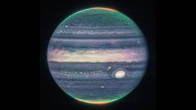 Photos: New space telescope shows Jupiter's auroras, tiny moons - fox29.com - state California - county Berkeley