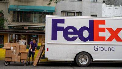 Robert Nickelsberg - FedEx Ground contractors demand inflation help to prevent delivery collapse: ‘Enormous financial stress’ - fox29.com - Usa - city New York