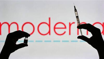 Artur Widak - Moderna sues Pfizer, BioNTech claiming companies violated patents with COVID vaccine - fox29.com - New York - Usa - Germany - Canada - state Massachusets