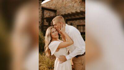 Olive Garden - Couple gifted with honeymoon to Italy by Olive Garden following viral engagement photo shoot - fox29.com - Italy - state Florida - county Garden - state Tennessee