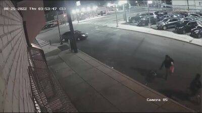 Police searching for pair wanted in connection with Mayfair double shooting - fox29.com