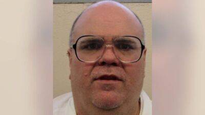 Alabama halts execution because of time, IV access concerns - fox29.com - state Alabama