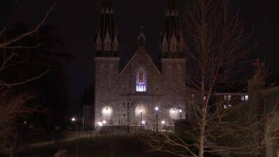 Shelter-in-place lifted at Villanova University following attempted armed robbery on commuter train: police - fox29.com