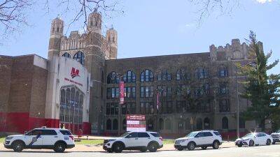 Gratz Middle School to reopen on Monday following asbestos remediation - fox29.com - city Nicetown
