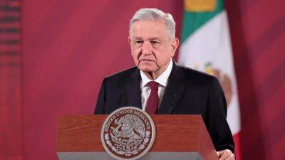 López Obrador - Josh Breslow - Bob Barnard - Mexican president says lack of hugs caused US fentanyl crisis - fox29.com - China - Usa - Mexico