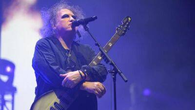 Taylor Swift - Robert Smith - Ticketmaster partially refunds fans after The Cure's Robert Smith 'sickened' by company's pricing debacle - fox29.com - Usa - Britain - city London