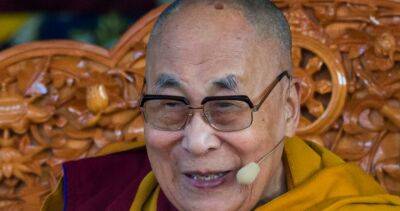 Dalai Lama apologizes after video shows him kissing boy, asking to ‘suck my tongue’ - globalnews.ca - India