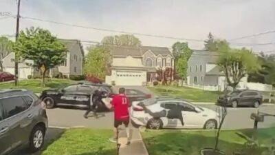 Watch: Delco pizza delivery man trips suspect of police pursuit; police make arrest, pizza delivered safely - fox29.com - state Delaware