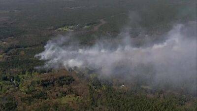 Over two dozen structures threatened by uncontained wildfire in Washington Township - fox29.com - Washington - state New Jersey - city Washington