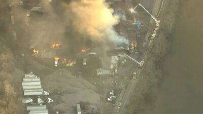 Crews battling huge multi-alarm warehouse fire in Northampton County - fox29.com - state Pennsylvania - county Northampton