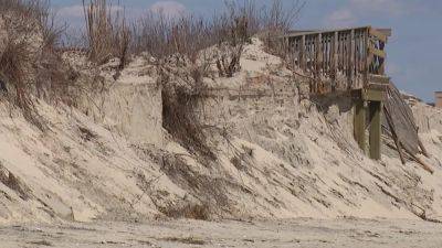 New Jersey blinks in dune repairs standoff, allows emergency erosion fixes in North Wildwood - fox29.com - state New Jersey - Jersey