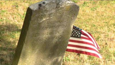 Fallen servicemembers honored during Memorial Day ceremony at historic Camden County cemetery - fox29.com - Usa - Iraq - state New Jersey - county Camden