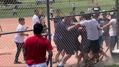 South Jersey little league team implementing new rule to curb wild behavior from unruly parents - fox29.com - Jersey