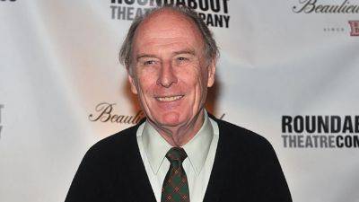 Paxton Whitehead, Broadway actor and 'Mad About You' regular, dies at 85, reports say - fox29.com - Usa - city New York - state Virginia - county Arlington