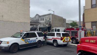 10 rescued from 3-alarm Atlantic City rowhome blaze; 3 injured: officials - fox29.com - county Atlantic