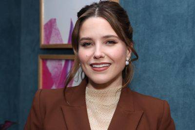 Sophia Bush Opens Up About Health Issue That Forced Her To Bow Out Of London Play - etcanada.com - city London - city Chicago