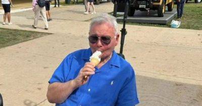 Fans rush to defend Eamonn Holmes as he's seen enjoying day out with help amid health woes - manchestereveningnews.co.uk