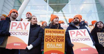 Everything you need to know ahead of 'unprecedented' junior doctor strike begins today - manchestereveningnews.co.uk - Britain