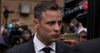 London Olympics - Oscar Pistorius Released From Prison 11 Years After Killing Girlfriend Reeve Steenkamp - justjared.com - city London - South Africa