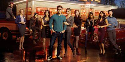 8 'Riverdale' Stars are Proud Parents, Including 1 Who Welcomed Their First Child in 2023! - justjared.com