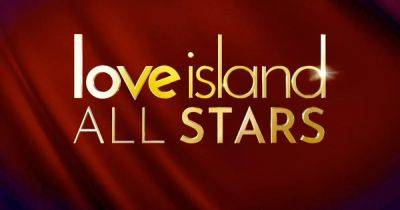 Iain Stirling - Hannah Elizabeth - Jon Clark - ITV Love Island icon who got engaged on show 'signs up' for All Stars version - ok.co.uk - county Clark