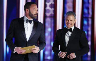 Matt Damon - Jason Bourne - Ben Affleck surprises Matt Damon at the Golden Globes and he’s delighted - nme.com