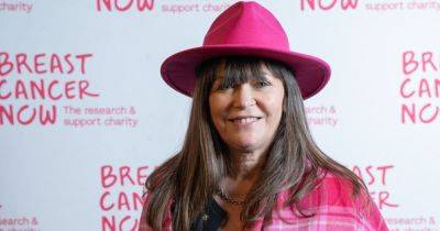 Clare Haughey - Rutherglen's MSP brings a splash of pink to Holyrood in support of breast cancer campaign - dailyrecord.co.uk - Scotland